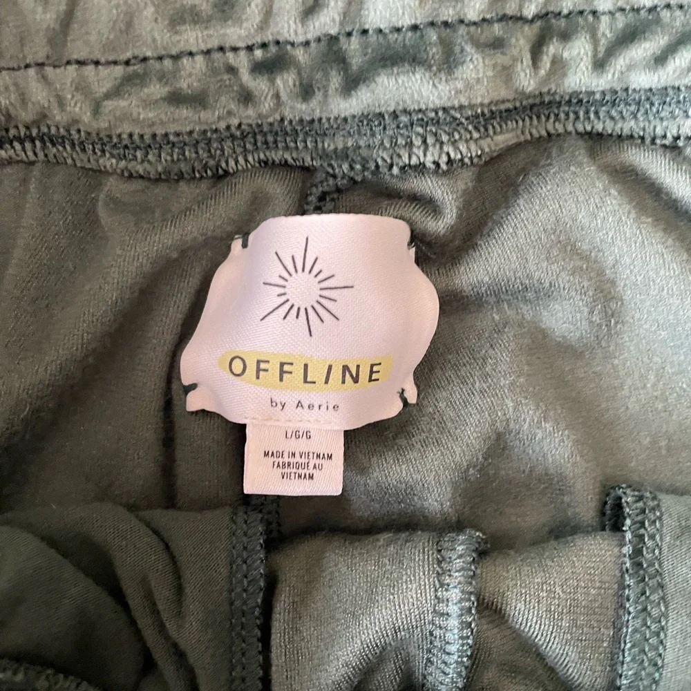 EUC Aerie Dark Green Velour Jogger Sweatpants - Picture 6 of 8